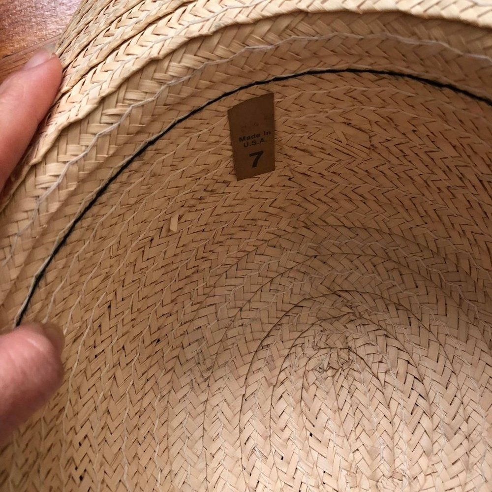 Woman's Straw Hat - image 6